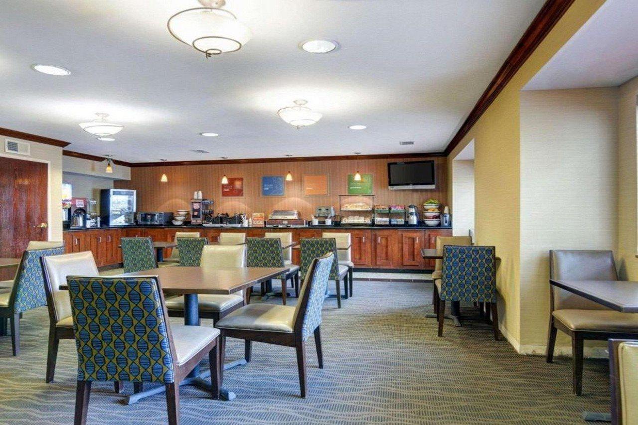Spark By Hilton Sterling Dulles Airport Extérieur photo
