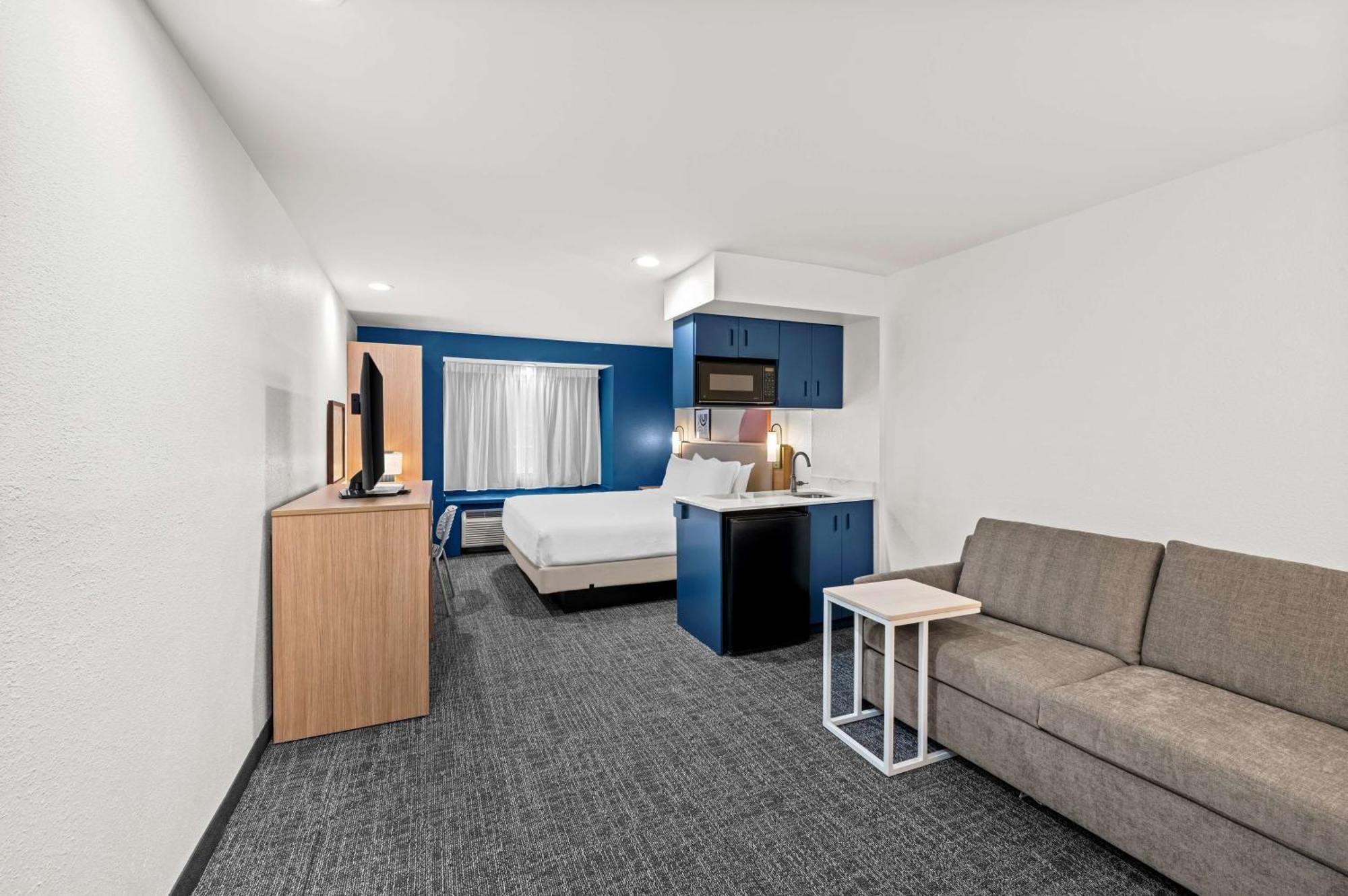 Spark By Hilton Sterling Dulles Airport Extérieur photo